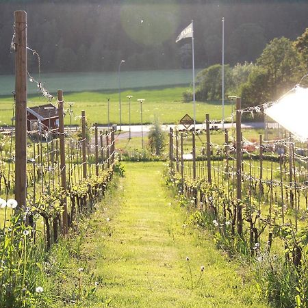 Gisebo Vingard Bed & Breakfast Huskvarna Exterior foto